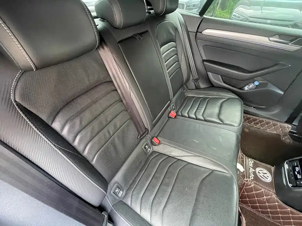 Volkswagen CC — миниатюра 11