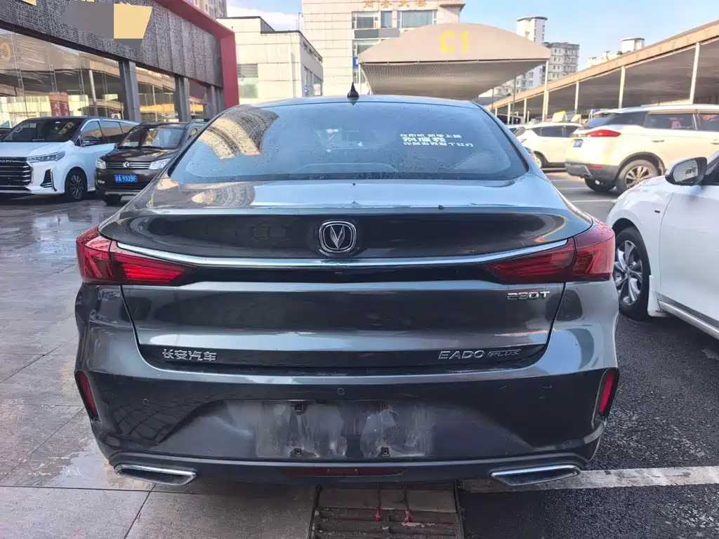 Changan Eado — миниатюра 8
