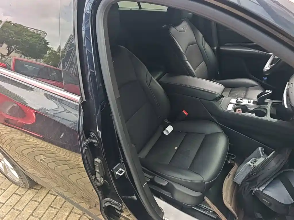 Cadillac XT4 — миниатюра 25