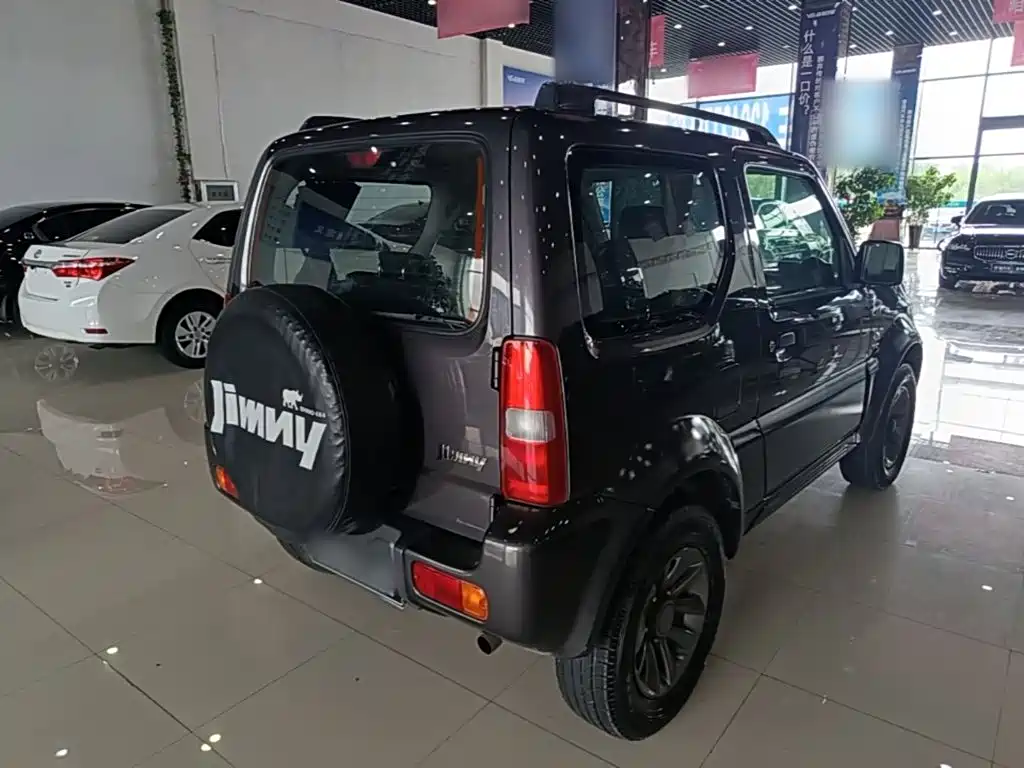 Suzuki Jimny — миниатюра 7
