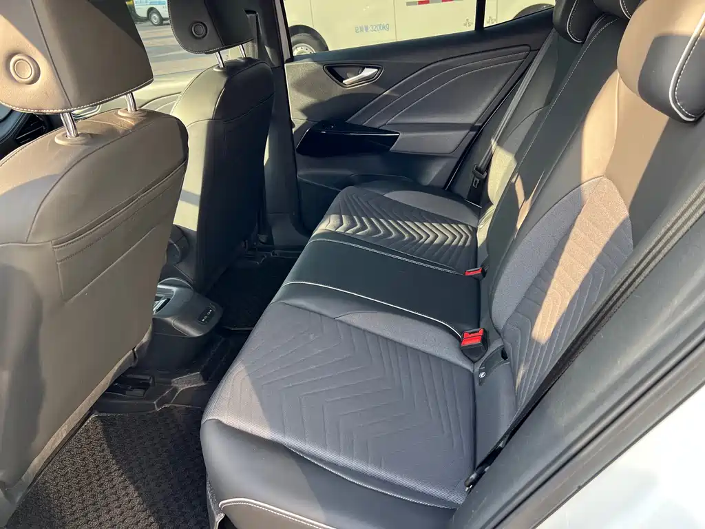 Volkswagen ID.3 — миниатюра 5