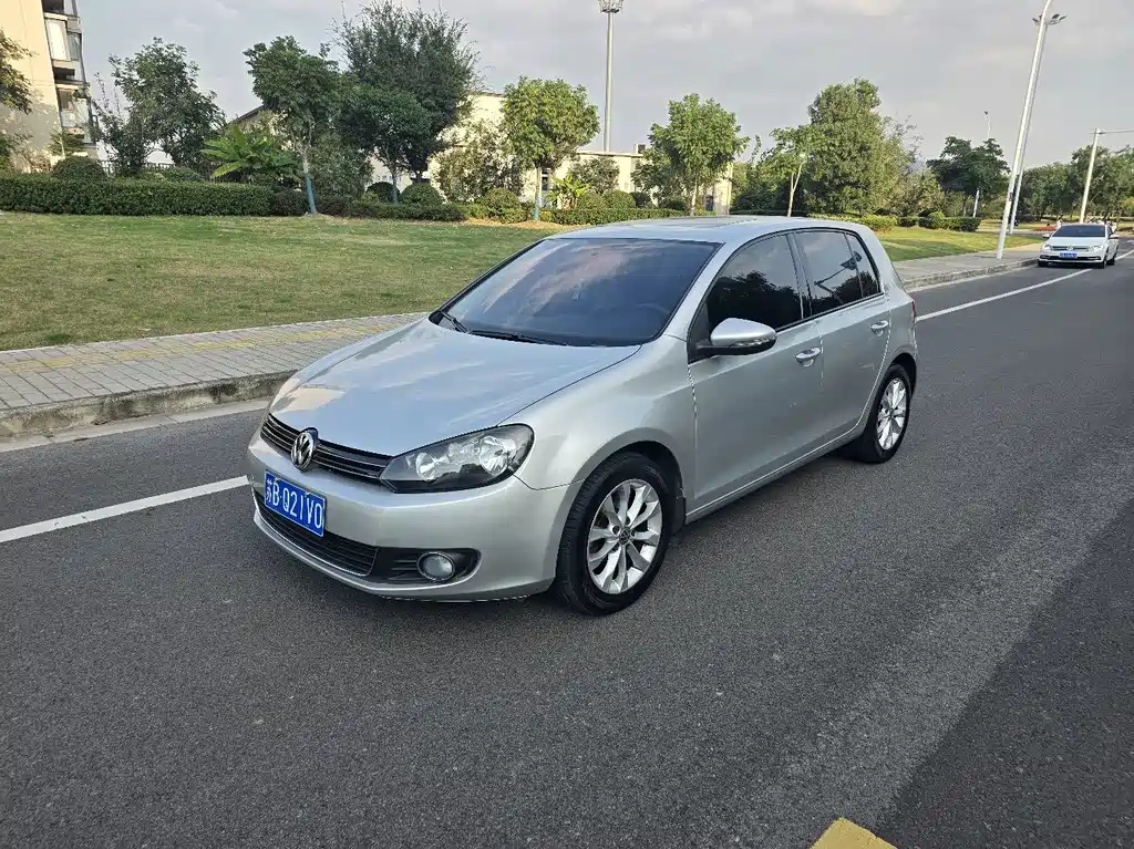 Volkswagen Golf — миниатюра 2