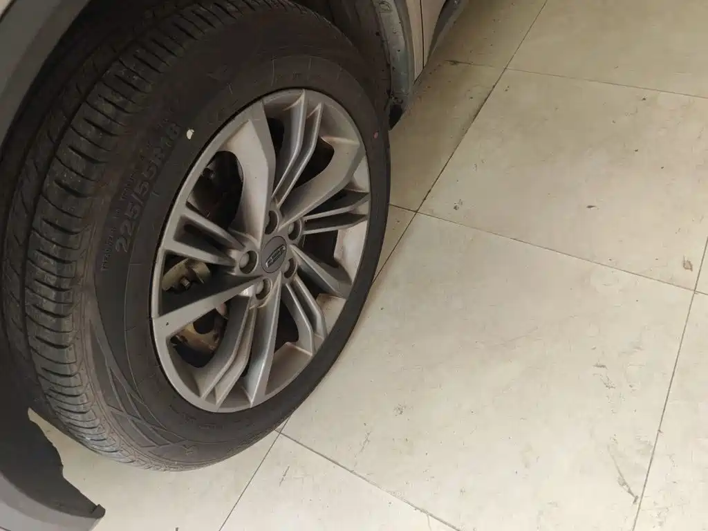 Geely Jia Ji New Energy — миниатюра 20