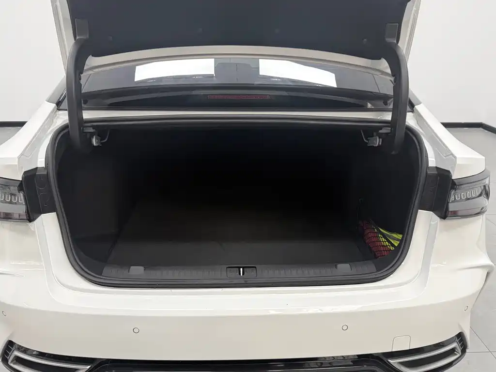 Chery Arrizo 8 — миниатюра 15