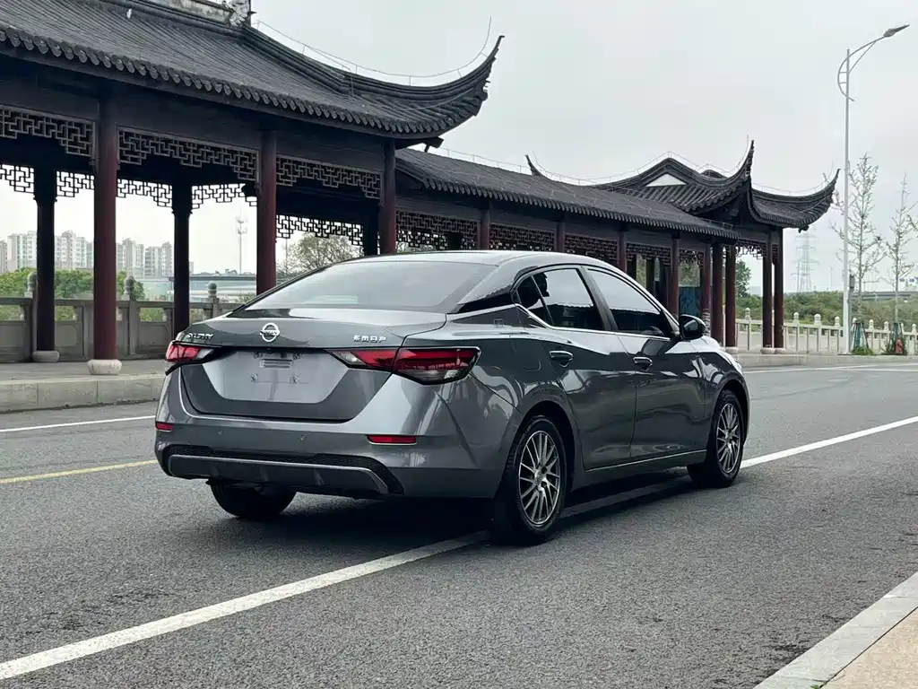 Nissan Sylphy 2021 1.6L XE CVT