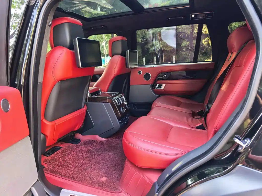 Land Rover Range Rover — миниатюра 8