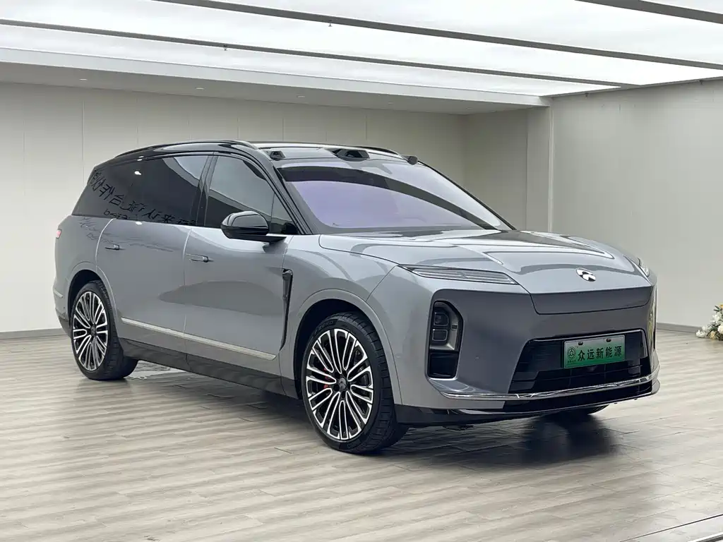 NIO ES8 2026 мест Executive