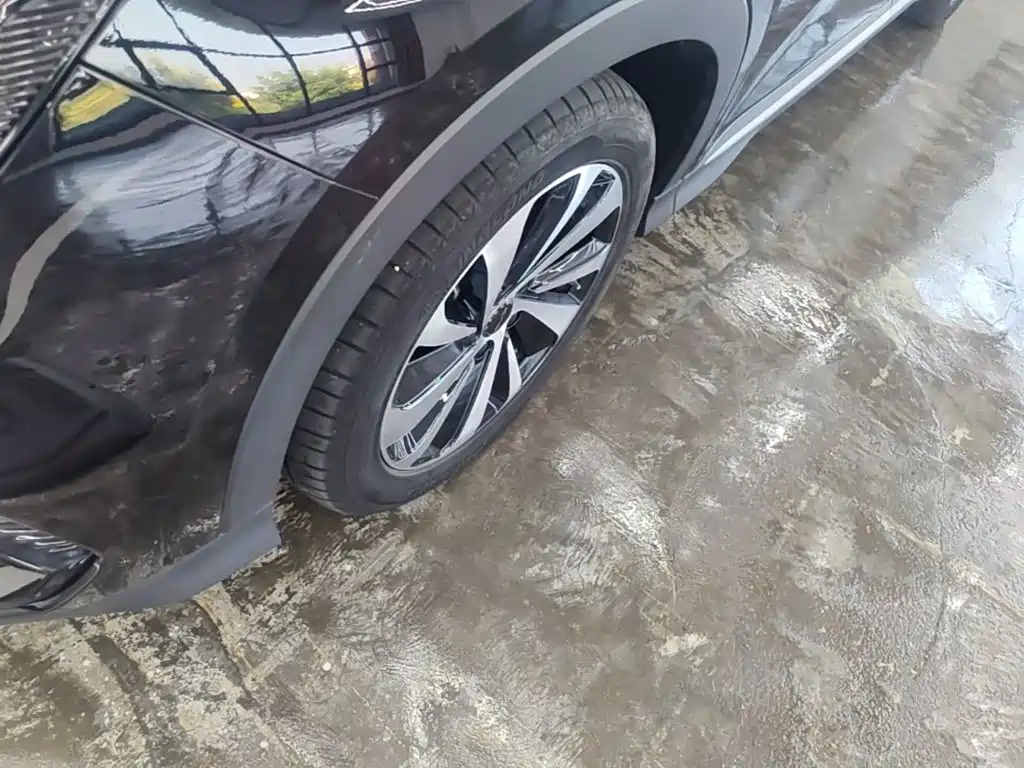 BYD PLUS New Energy — миниатюра 23