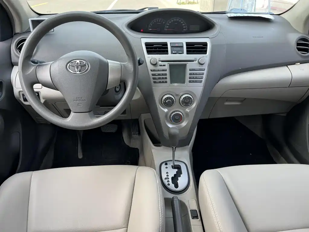 Toyota Vios 2010 1.6L GL-i AT
