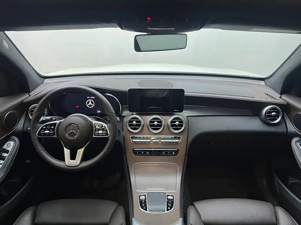 Mercedes-Benz GLC 2020 GLC 260 L 4MATIC Luxury