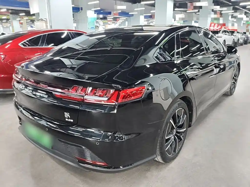 BYD Han — миниатюра 7