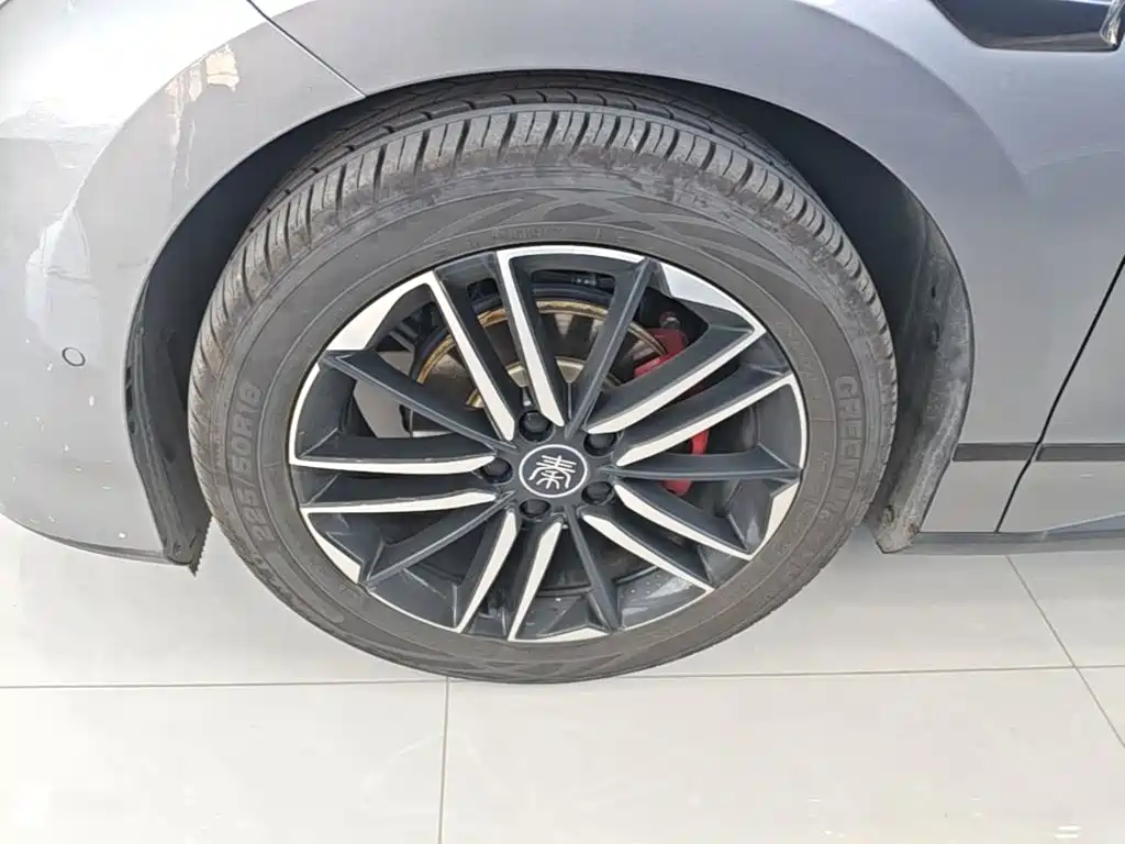 BYD Qin L — миниатюра 23