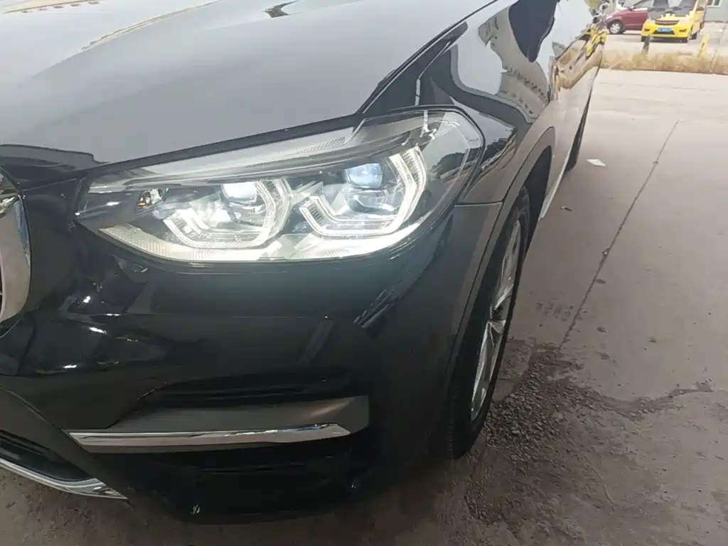 BMW X3 — миниатюра 24