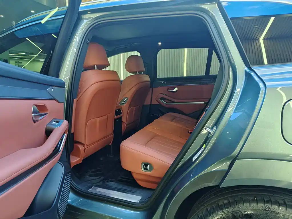 BYD Tang L — миниатюра 7