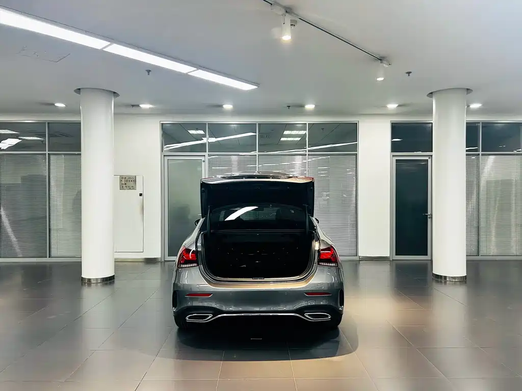 Mercedes-Benz A-Class A 2022 A 200 L Sport