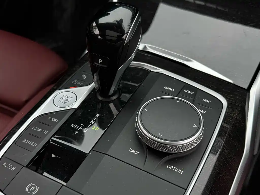 BMW 3 Series — миниатюра 15