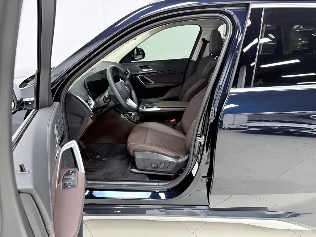 BMW X1 2023 sDrive20Li X