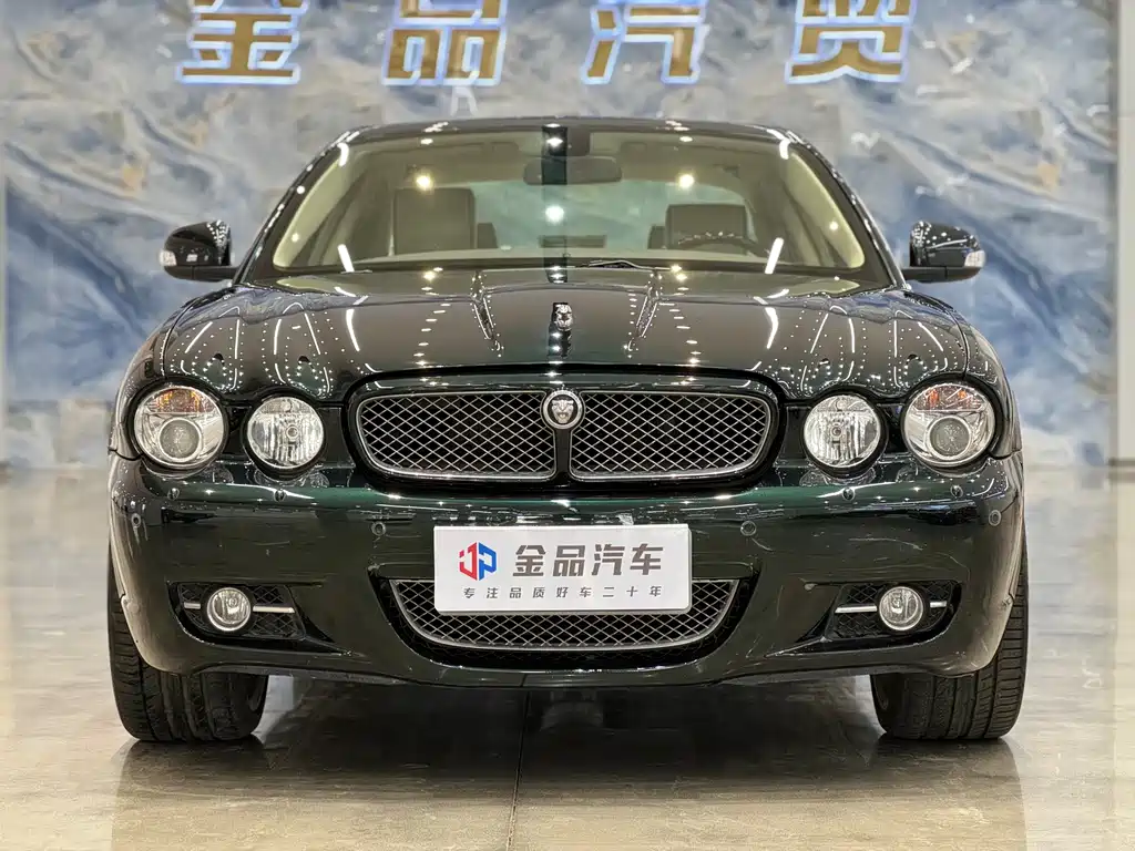 Jaguar XJ — миниатюра 2