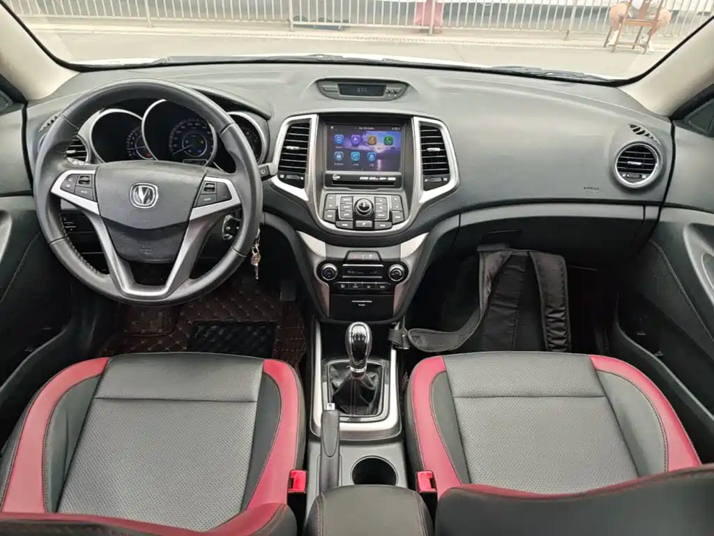 Changan EadoXT XT 2015 1.6L MT V