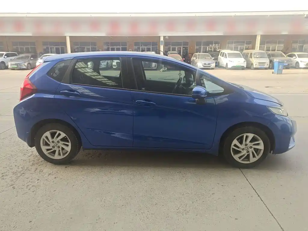 Honda Fit — миниатюра 25