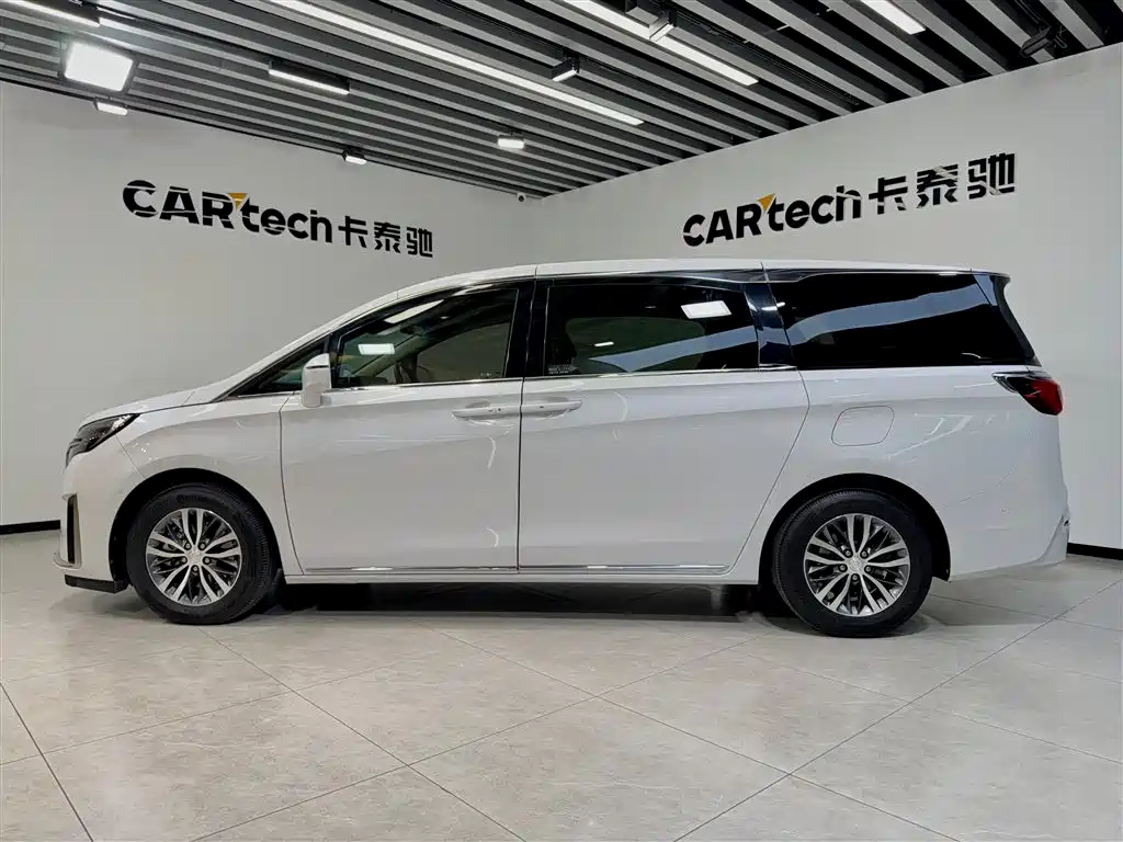 Buick GL8 2023 ES Premium
