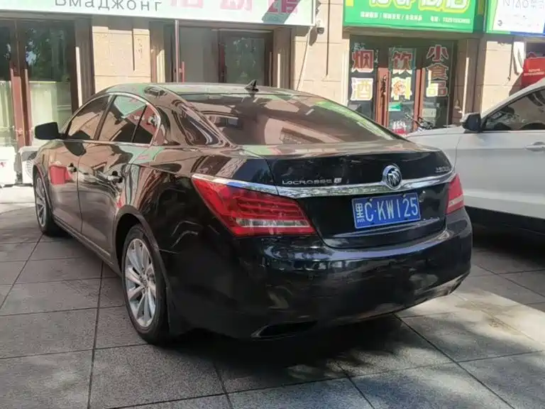 Buick LaCrosse — миниатюра 6