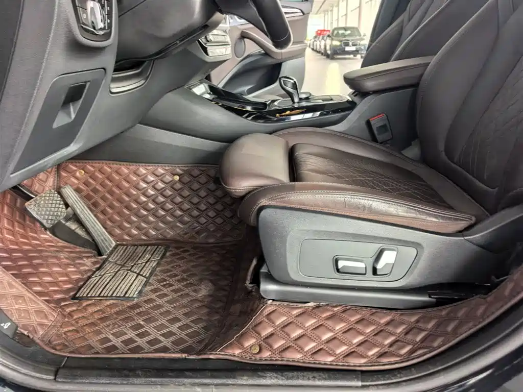BMW X3 — миниатюра 18