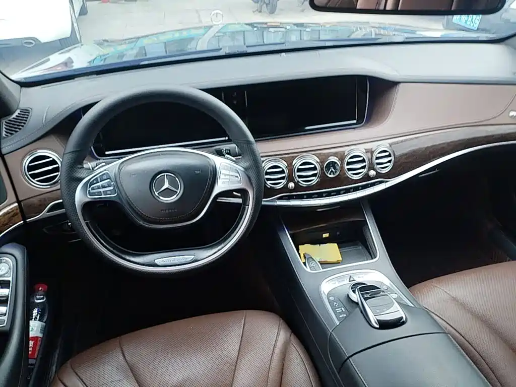 Mercedes-Benz S-Class — миниатюра 10