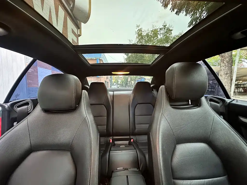 Mercedes-Benz E-Class (Import) — миниатюра 18