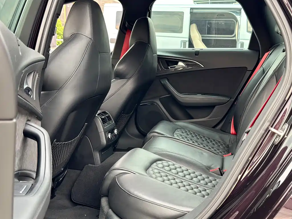 Audi RS 6 — миниатюра 16