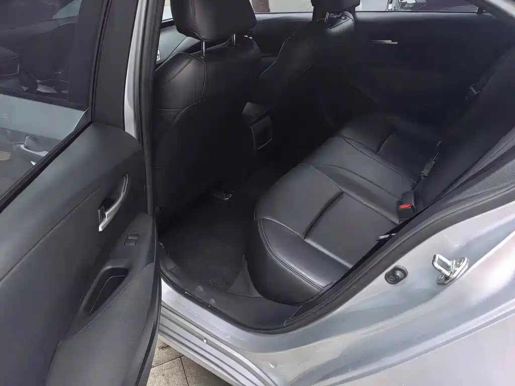 Toyota Corolla — миниатюра 6
