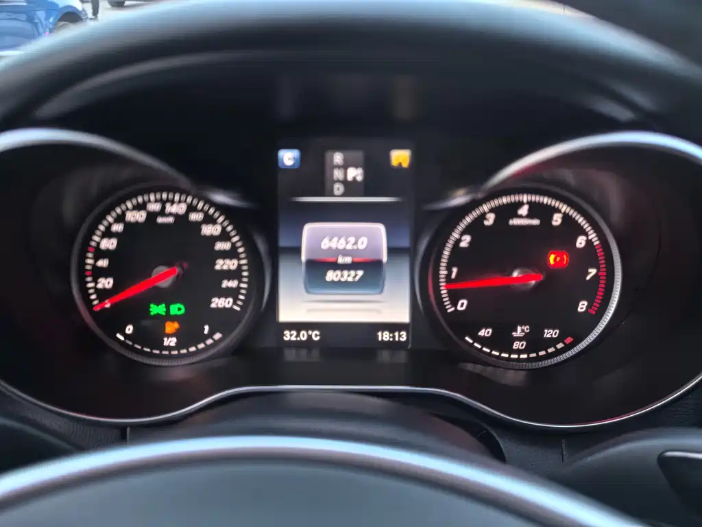 Mercedes-Benz C-Class — миниатюра 12