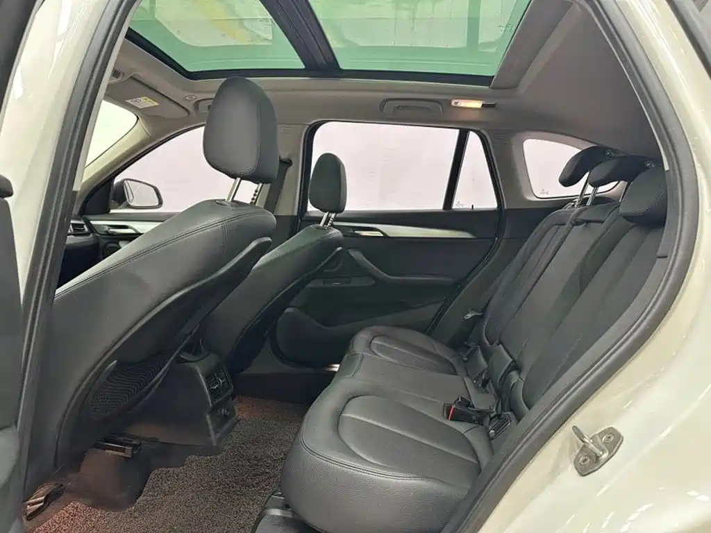 BMW X1 — миниатюра 6