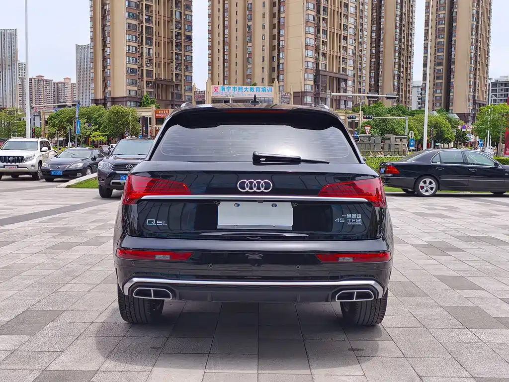 Audi Q5L 2021 45 TFSI Luxury