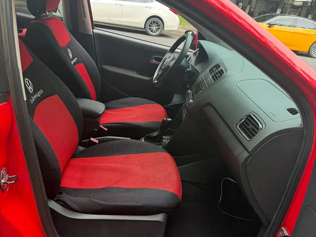 Volkswagen Polo — миниатюра 9