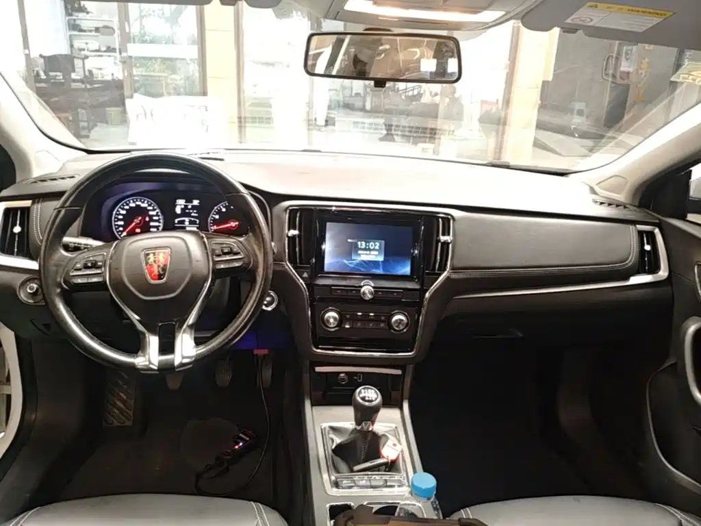 Roewe i6 Classic — миниатюра 10