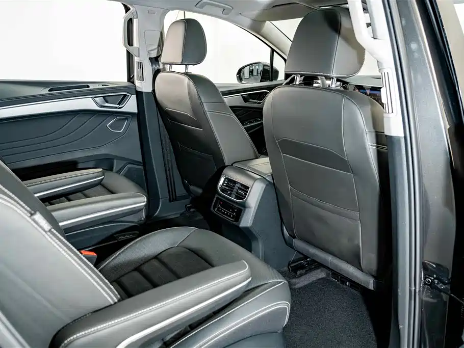 Volkswagen Talagon — миниатюра 22