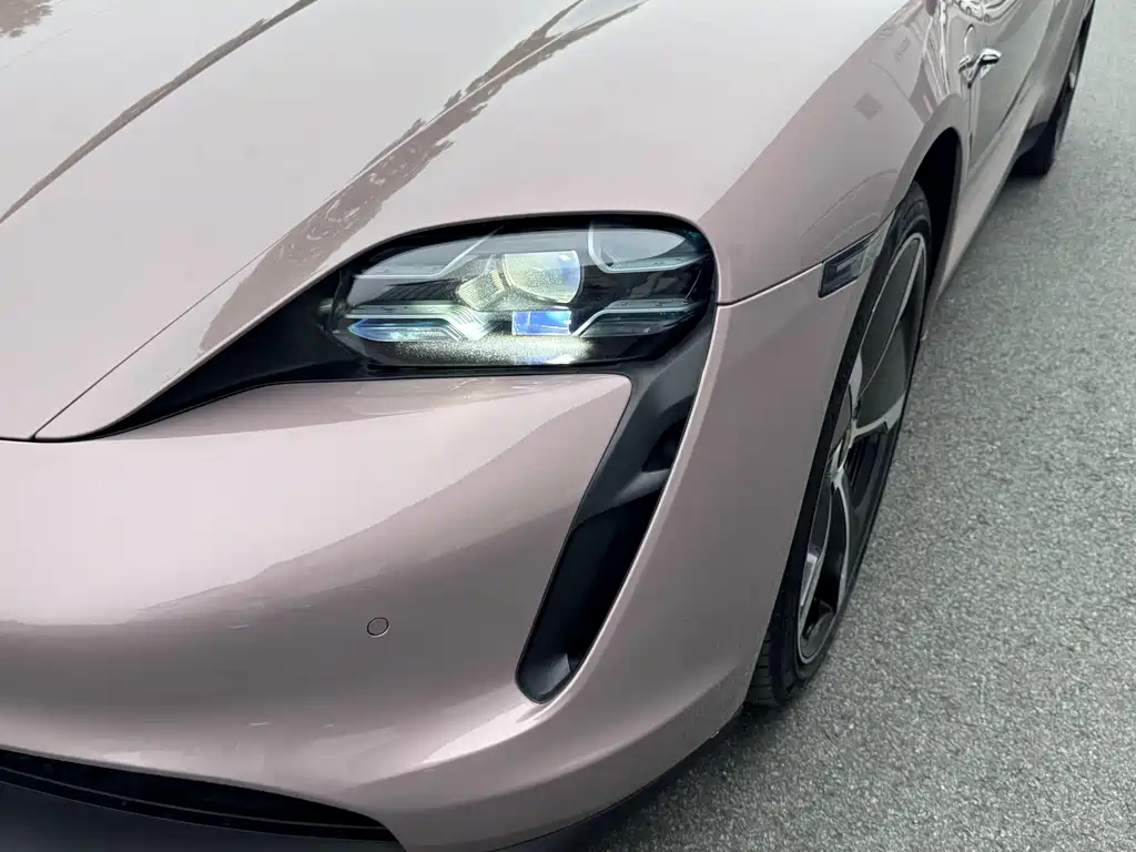 Porsche Taycan 2020 Taycan