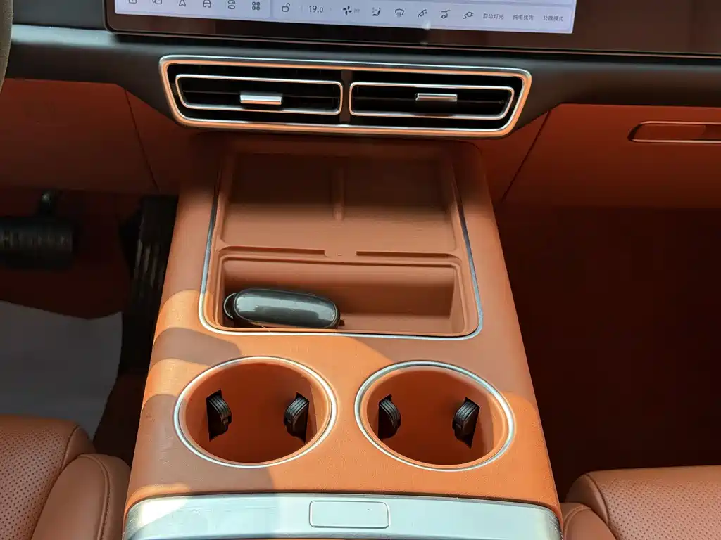 Li Auto Li L7 — миниатюра 12