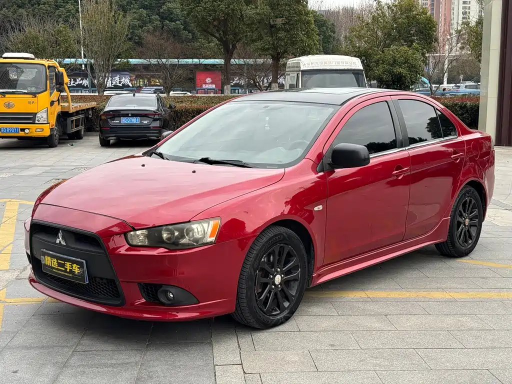 Mitsubishi Lancer EX 2011