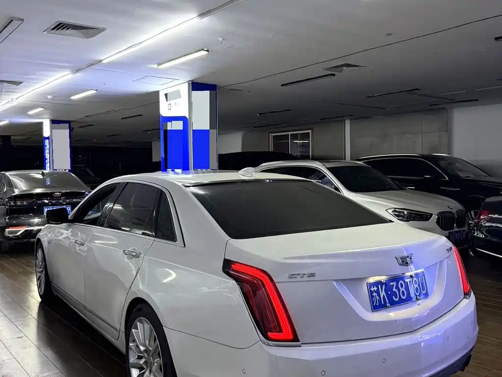 Cadillac CT6 — миниатюра 5