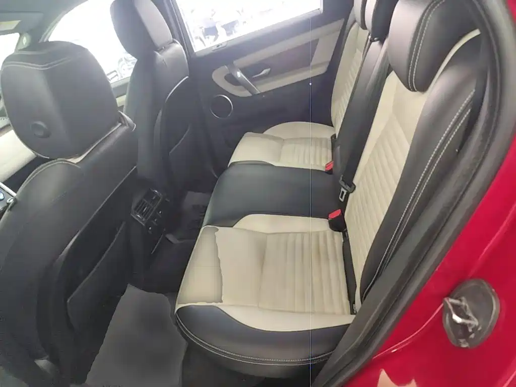Land Rover Discovery Sport — миниатюра 17