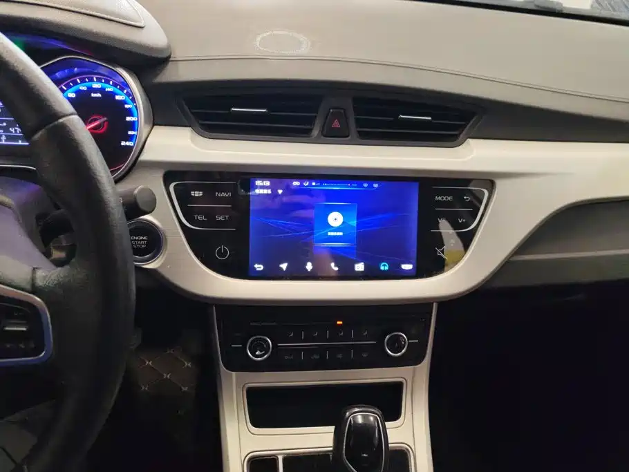 Geely Vision — миниатюра 13