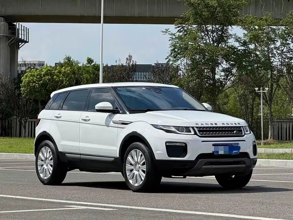 Land Rover Evoque 240PS SE Smart Shine Edition, фото 3