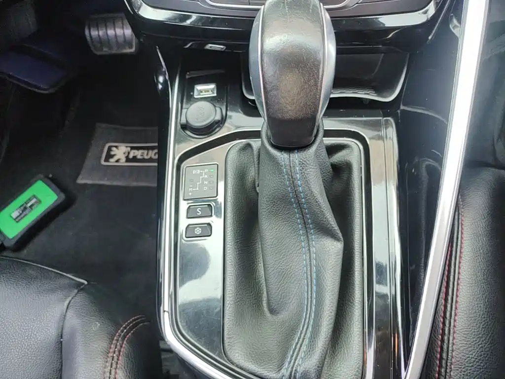 Peugeot 308 — миниатюра 14
