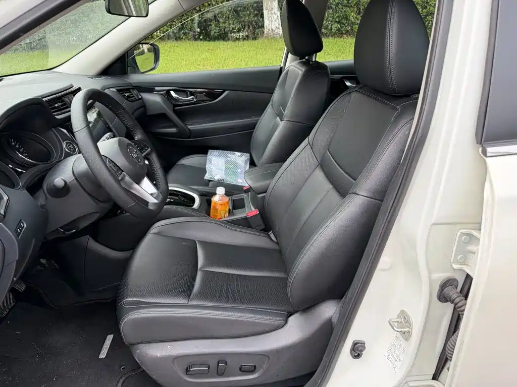 Nissan X-Trail — миниатюра 8