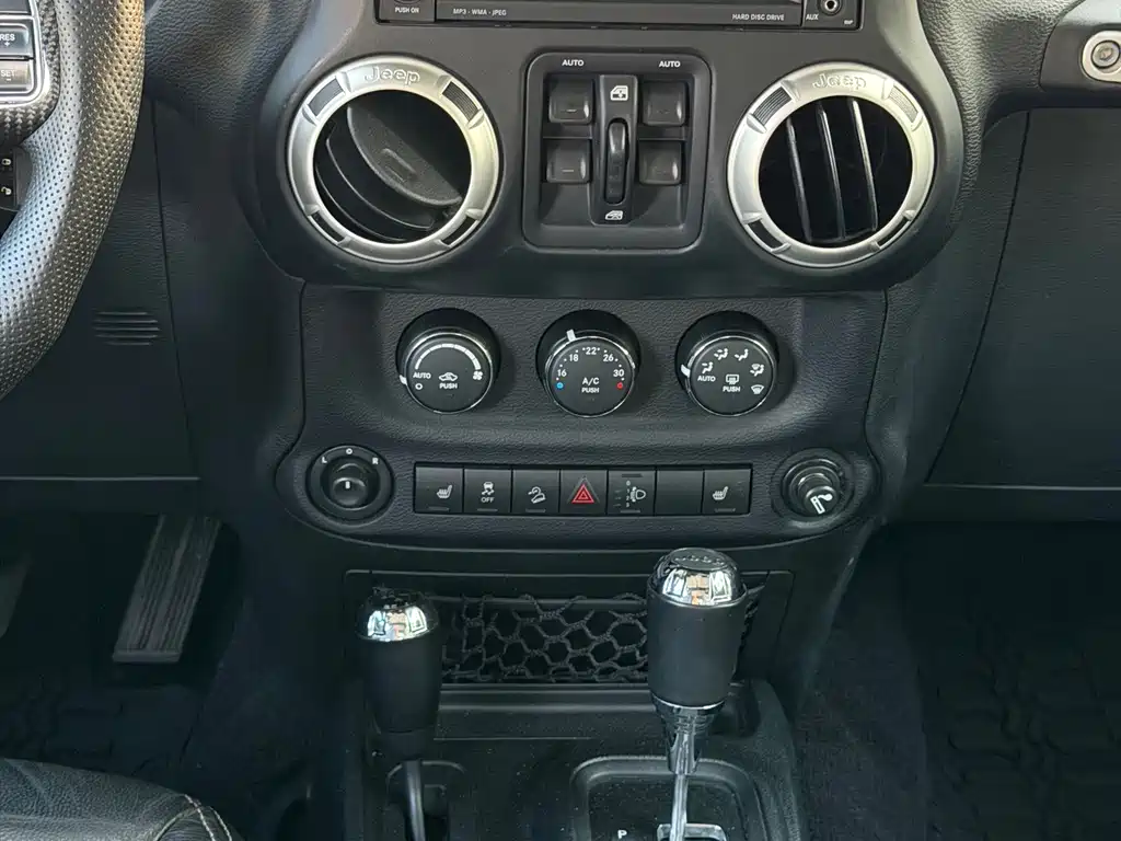Jeep Wrangler — миниатюра 16