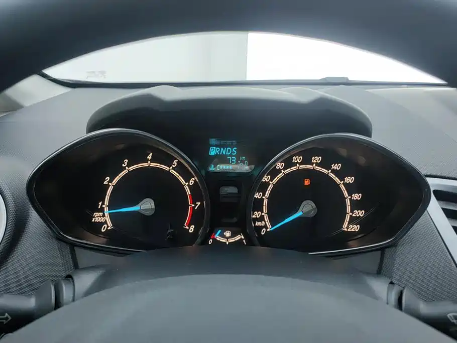Ford Fiesta — миниатюра 14