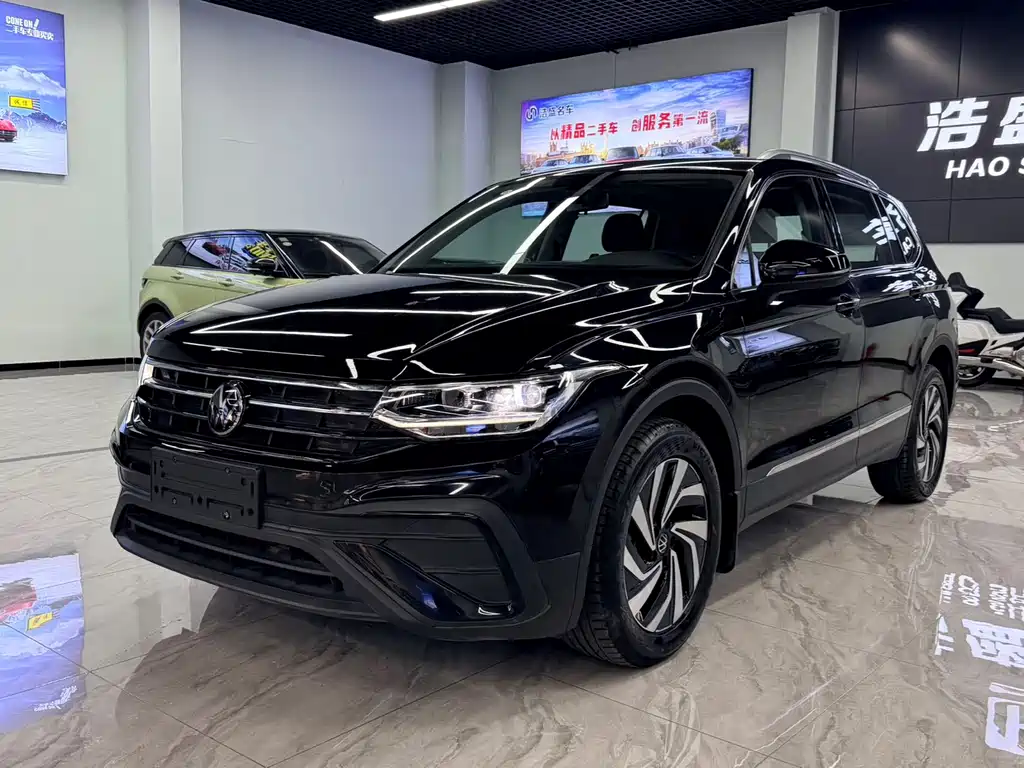 Volkswagen Tiguan L 2024