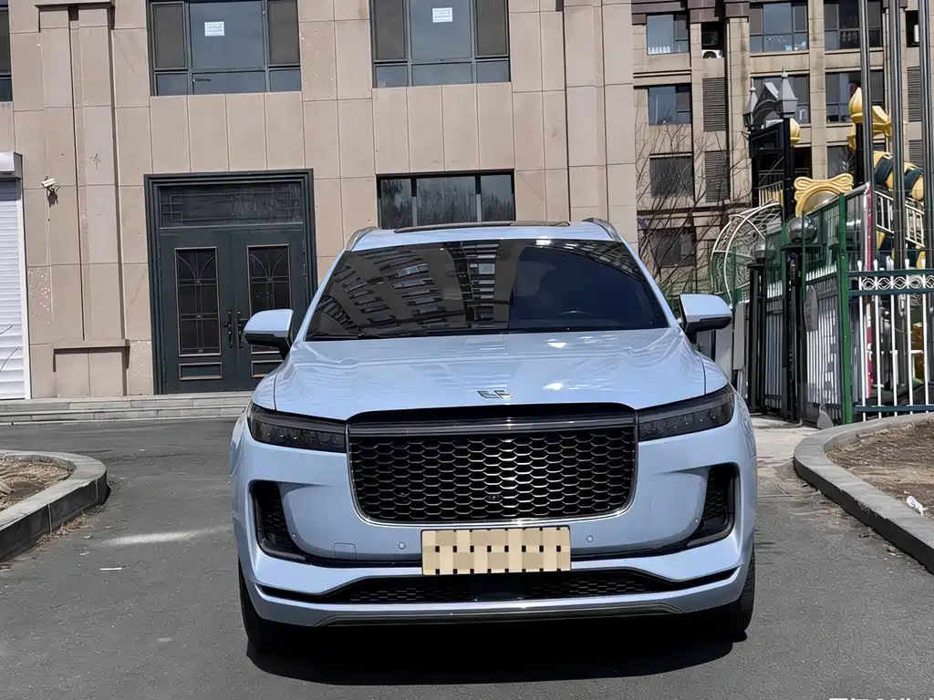 Li Auto ONE 2021 6 мест